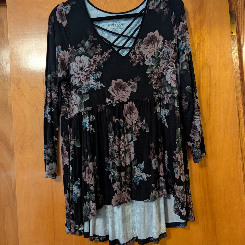 Torrid Black Floral Tunic with Crisscross Neckline